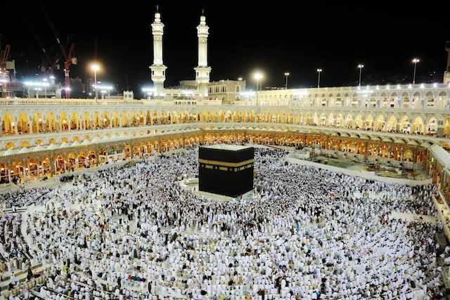 How to Get a Cheap Umrah Package Price from BD